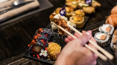 SushiClub es uno de los restaurantes especializados en sushi de Buenos Aires. SushiClub es uno de los restaurantes especializados en sushi de Buenos Aires.