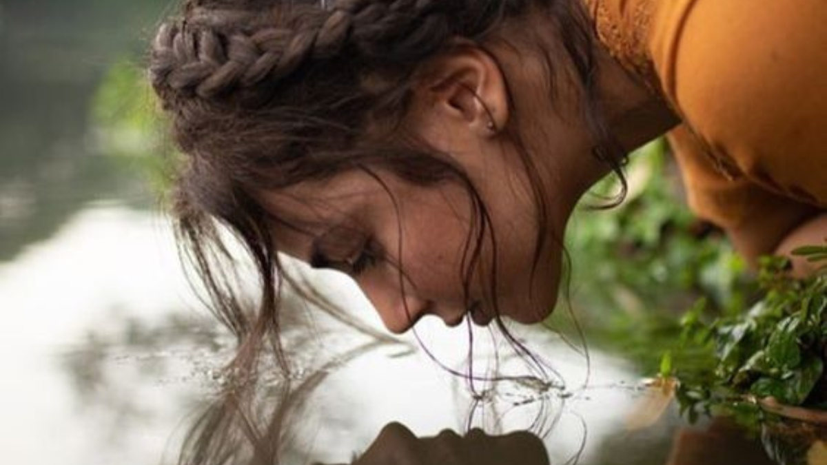 La Luna en Acuario de hoy impulsa distancia emocional para ver con claridad