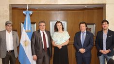 Diana Mondino se reunió con autoridades del Centro Islámico.