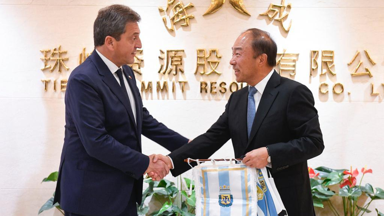 En su segundo día en China