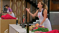 Mica Viciconte fue felicitada por su enemiga tras ganar MasterChef. Mica Viciconte fue felicitada por su enemiga tras ganar MasterChef.
