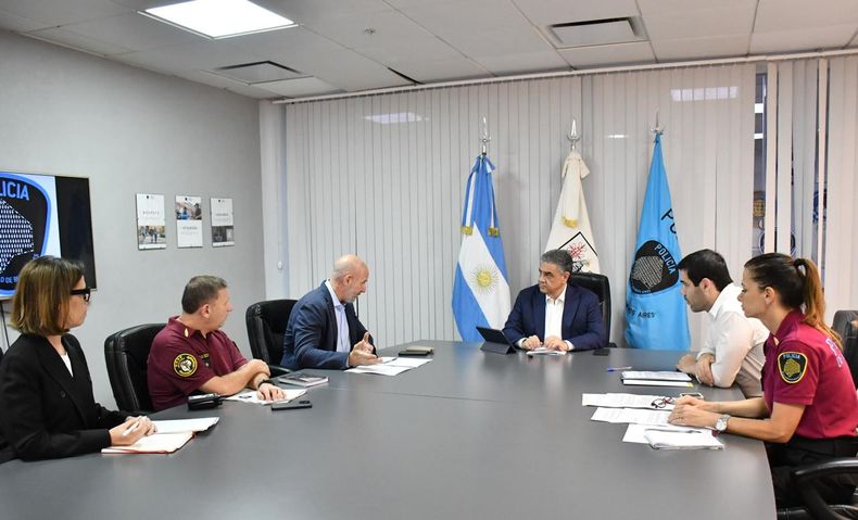 Macri encabezó la junta.