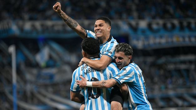 El ingreso de los colobianos Martínez y Quintero, clave para el triunfo de la Academia.