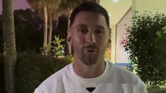 Messi grabó un mensaje de cumpleaños para un compañero de futbol de su hijo en Inter Miami. Messi grabó un mensaje de cumpleaños para un compañero de futbol de su hijo en Inter Miami.