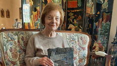 Isabel Perón. Isabel Perón.