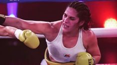 La pugilista fue campeona mundial ligero y superligero. La pugilista fue campeona mundial ligero y superligero.