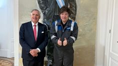 Milei recibió a Huerta de Soto antes de viajar al Vaticano. Milei recibió a Huerta de Soto antes de viajar al Vaticano.