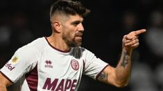 Leandro Díaz, a un paso de quedar afuera de Lanús. Leandro Díaz, a un paso de quedar afuera de Lanús.