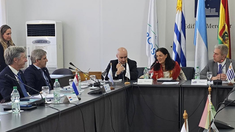 Luis Caputo se reunió con ministros del Mercosur. Luis Caputo se reunió con ministros del Mercosur.