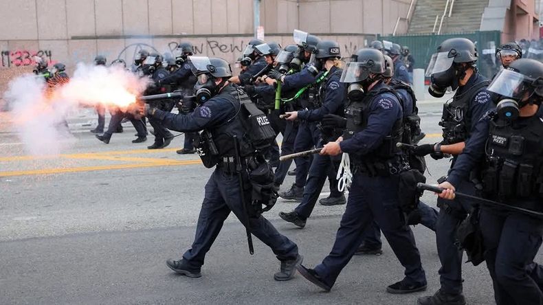 Para ayudar a la Policía