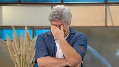 Tentado de risa: el desopilante momento de Pachu Peña en Corte y Confección Tentado de risa: el desopilante momento de Pachu Peña en Corte y Confección