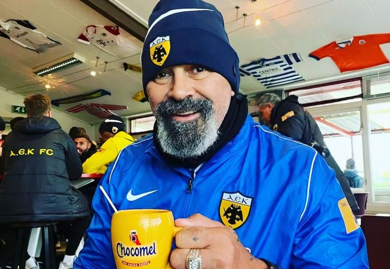 Su último trabajo como entrenador de arqueros fue en AEK Atenas.