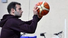 El mago de la selección de vóley y su fanatismo por el básquet. El mago de la selección de vóley y su fanatismo por el básquet.