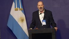 Sturzenegger compartirá su experiencia para desregular el estado con Musk.