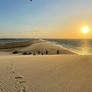 Es uno de los pocos lugares de Brasil donde se puede ver el atardecer sobre el mar. Es uno de los pocos lugares de Brasil donde se puede ver el atardecer sobre el mar.