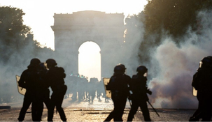 El gobierno francés había organizado un fuerte operativo de prevención, pero no alcanzó. El gobierno francés había organizado un fuerte operativo de prevención, pero no alcanzó.