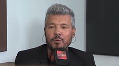 Marcelo Tinelli debutará en la pantalla de América TV en julio. Marcelo Tinelli debutará en la pantalla de América TV en julio.
