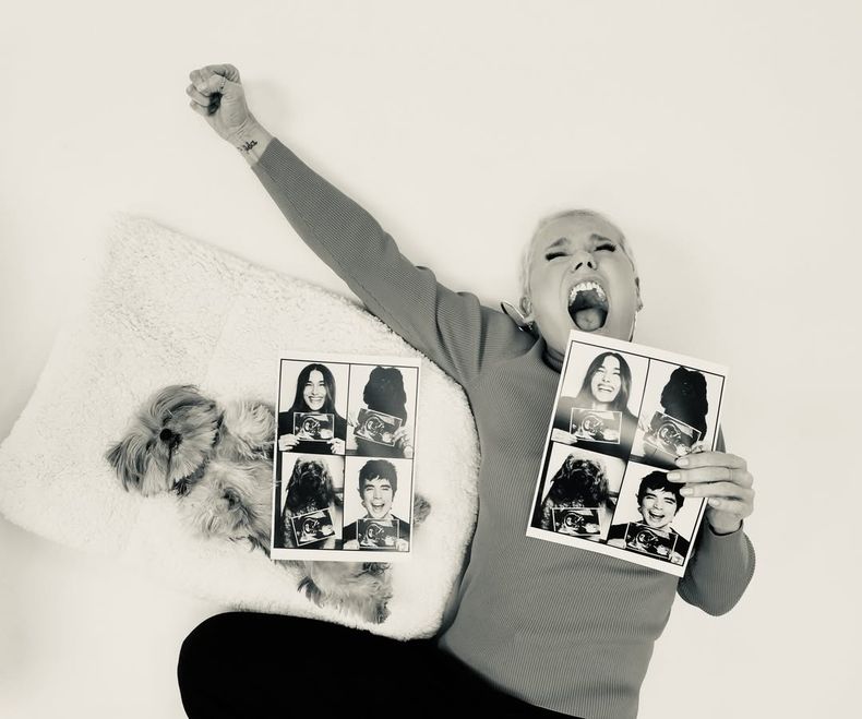 Xuxa compartió imágenes de Sasha y João Lucas junto a una ecografía del bebé.