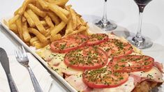 Te contamos todo sobre el bodegón de Buenos Aires que tiene 26 opciones de milanesas. Te contamos todo sobre el bodegón de Buenos Aires que tiene 26 opciones de milanesas.