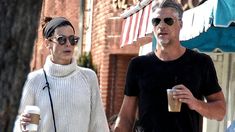 Murió Bryan Randall, el novio de Sandra Bullock: padecía ELA desde hace tres años