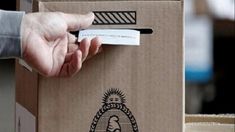 Elecciones en la provincia de Buenos Aires: encuesta marca paridad entre peronistas y libertarios Elecciones en la provincia de Buenos Aires: encuesta marca paridad entre peronistas y libertarios