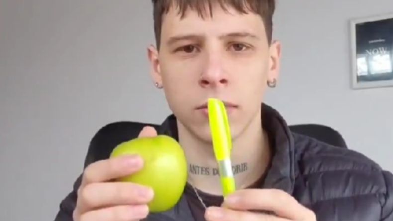 El joven pidió la opinión de sus seguidores en TikTok.
