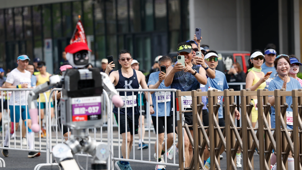 Un robot batió el récord mundial humano de media maratón