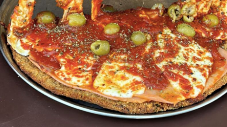 La milanesa en A Raja Cincha también es muy tentadora, como la parrillada y las pastas.