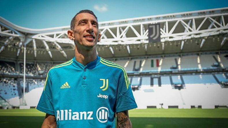 Fideo llegó en este mercado de pases a Juventus.