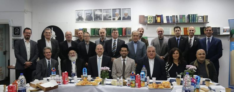 El desayuno fue organizado para recibir al nuevo titular de la Conferencia Episcopal Argentina (CEA).