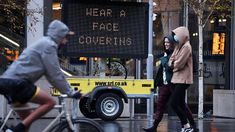 El gobierno británico se encamina hacia una convivencia con el virus. El gobierno británico se encamina hacia una convivencia con el virus.