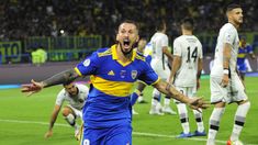 Darío Benedetto, la gran figura de la noche santiagueña.