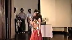 El video de Shakira bailando la danza del vientre a los 12 años El video de Shakira bailando la danza del vientre a los 12 años