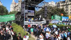 Una nueva marcha en defensa de la universidad pública nuclea a todos los sectores agredidos por el ajuste