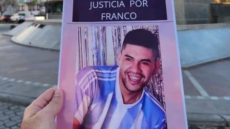 Franco tenía una hija de 12 años. 