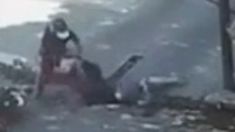 brutal asalto: un motochorro arrastro a una monja por la calle y la dejo inconsciente brutal asalto: un motochorro arrastro a una monja por la calle y la dejo inconsciente