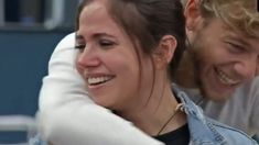 Romina Uhrig celebró sus 35 años en la casa de Gran Hermano. Romina Uhrig celebró sus 35 años en la casa de Gran Hermano.