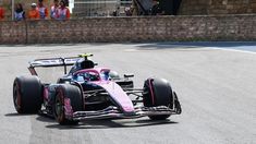 El Alpine 43 de Colapinto. El Alpine 43 de Colapinto.