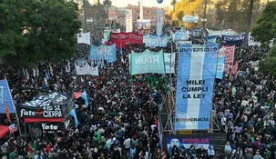 quinta marcha federal universitaria: la comunidad educativa se moviliza al congreso por presupuesto y salarios