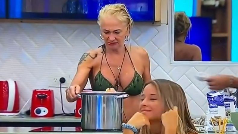 Isabel tuvo una despectiva reacción contra Zoe y el público no la perdonó.