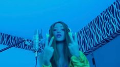 Shakira en la BZRP Session #53. Shakira en la BZRP Session #53.