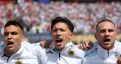 Lisandro Martínez y Alexis Mac Allister, dos figuras argentina de la Premier League.