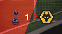 con doblete de joao gomes, wolverhampton derroto a tottenham
