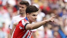 El Araña festejó en el estadio Sánchez Pizjuán. El Araña festejó en el estadio Sánchez Pizjuán.