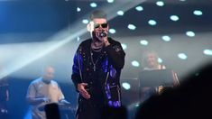 Ulises Bueno se despidió del público y con mucha furia. Ulises Bueno se despidió del público y con mucha furia.