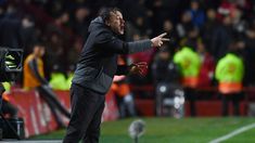 Milito descargó su enojo con el arbitraje. Milito descargó su enojo con el arbitraje.