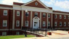 La Universidad de Tuskegee fue escenario de un nuevo tiroteo en Estados Unidos. La Universidad de Tuskegee fue escenario de un nuevo tiroteo en Estados Unidos.