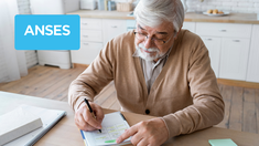 El bono adicional para jubilados aún está en evaluación, y su aprobación dependerá de la situación fiscal del país en octubre 2024. El bono adicional para jubilados aún está en evaluación, y su aprobación dependerá de la situación fiscal del país en octubre 2024.