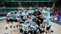 El plantel argentino festejó en Eslovenia. El plantel argentino festejó en Eslovenia.