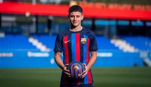 Pocho Román fue presentado en Barcelona.